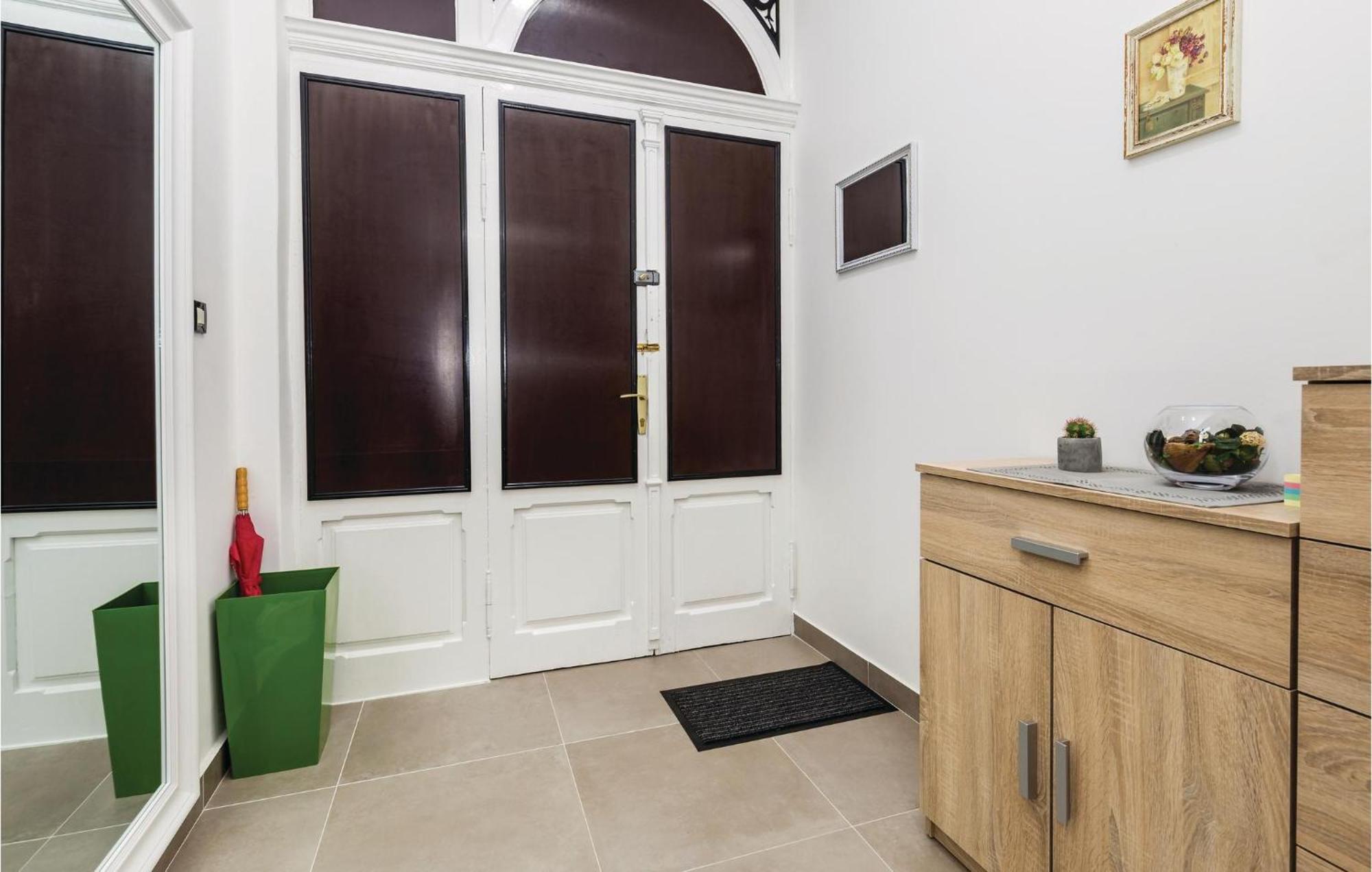Amazing Apartment In Rijeka With Wifi 外观 照片