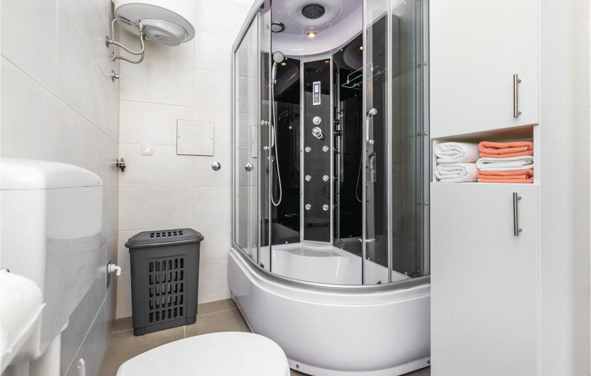 Amazing Apartment In Rijeka With Wifi 外观 照片