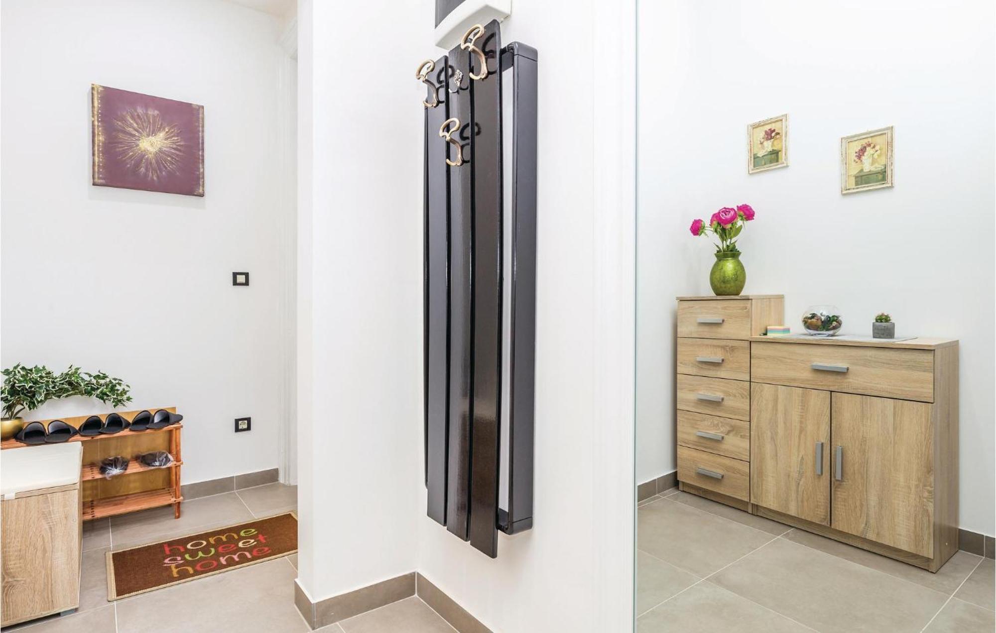 Amazing Apartment In Rijeka With Wifi 外观 照片