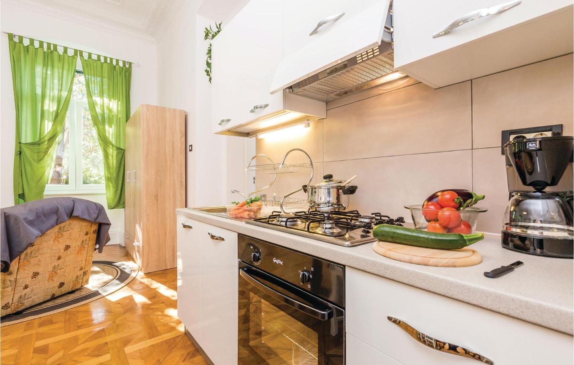 Amazing Apartment In Rijeka With Wifi 外观 照片