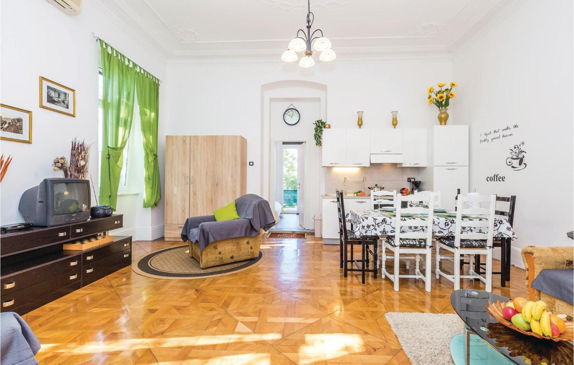 Amazing Apartment In Rijeka With Wifi 外观 照片