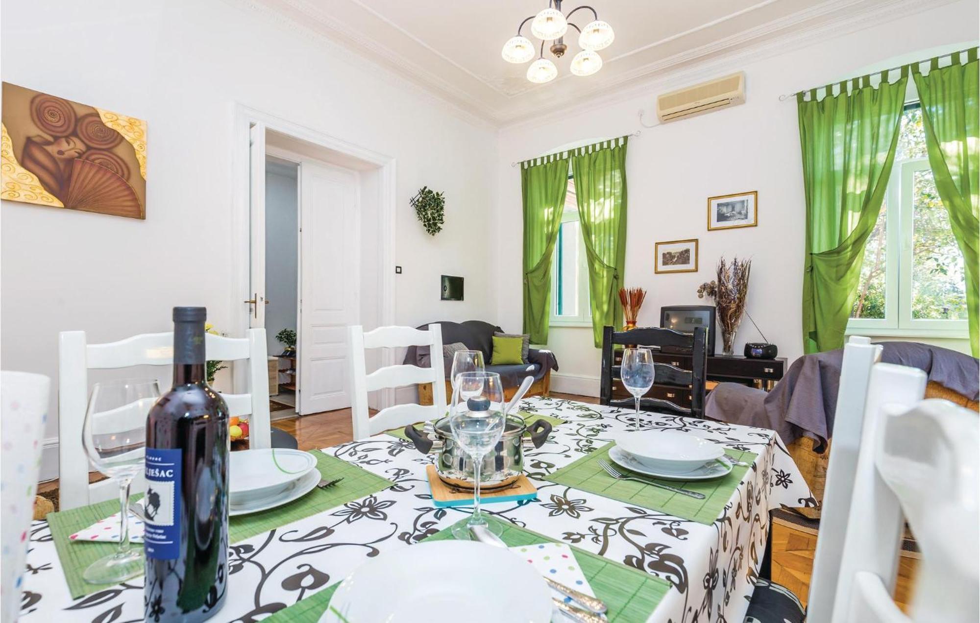 Amazing Apartment In Rijeka With Wifi 外观 照片